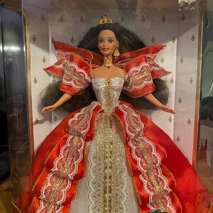 Vintage 1997 Rare Brunette Holiday Barbie